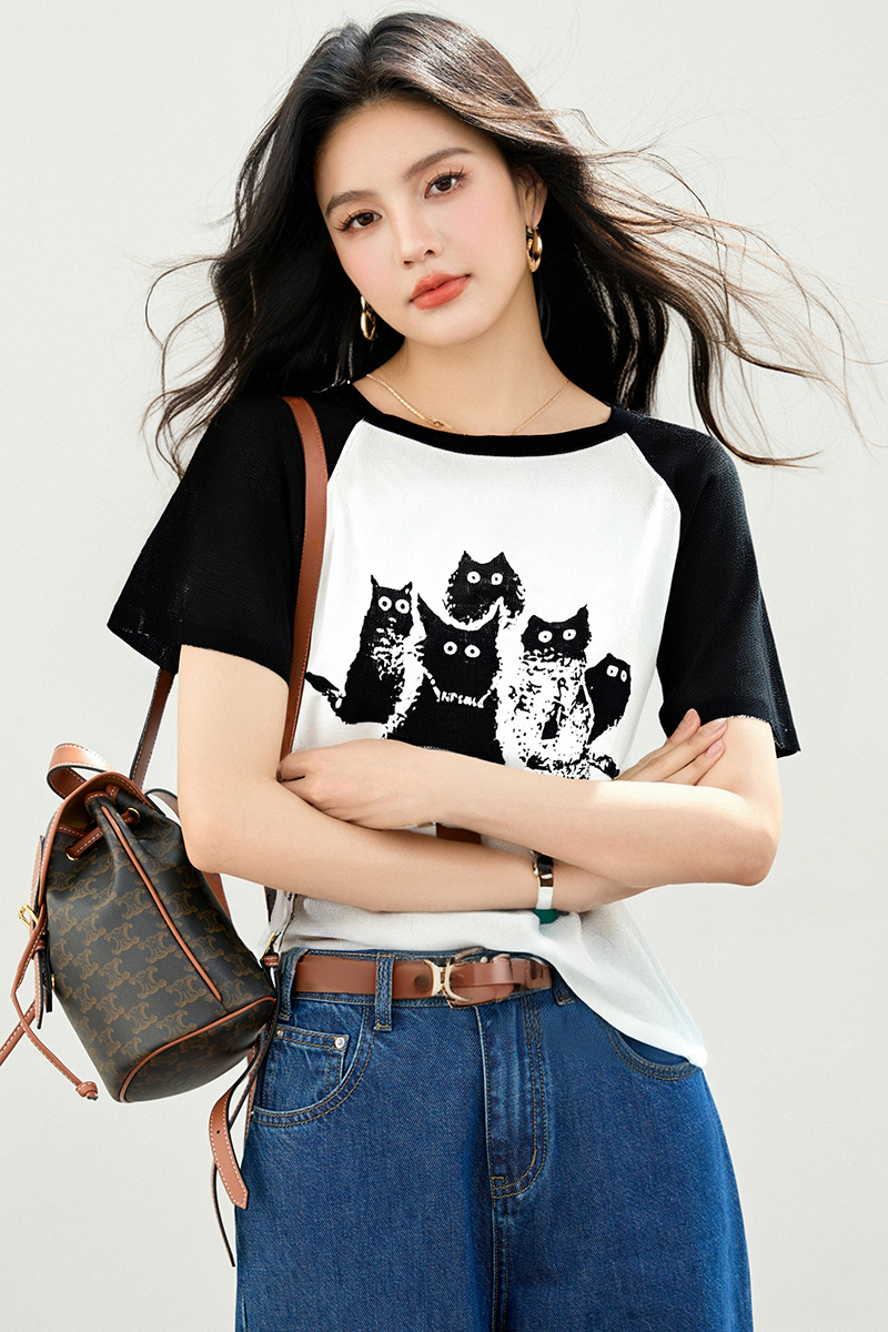 Cotton breathable kitty round neck loose T-shirt for women