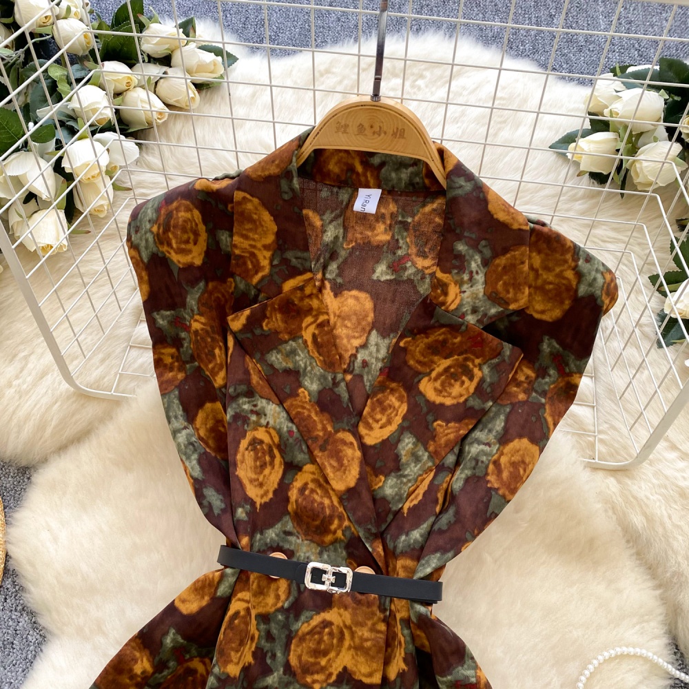Pinched waist shirt floral business suit for women