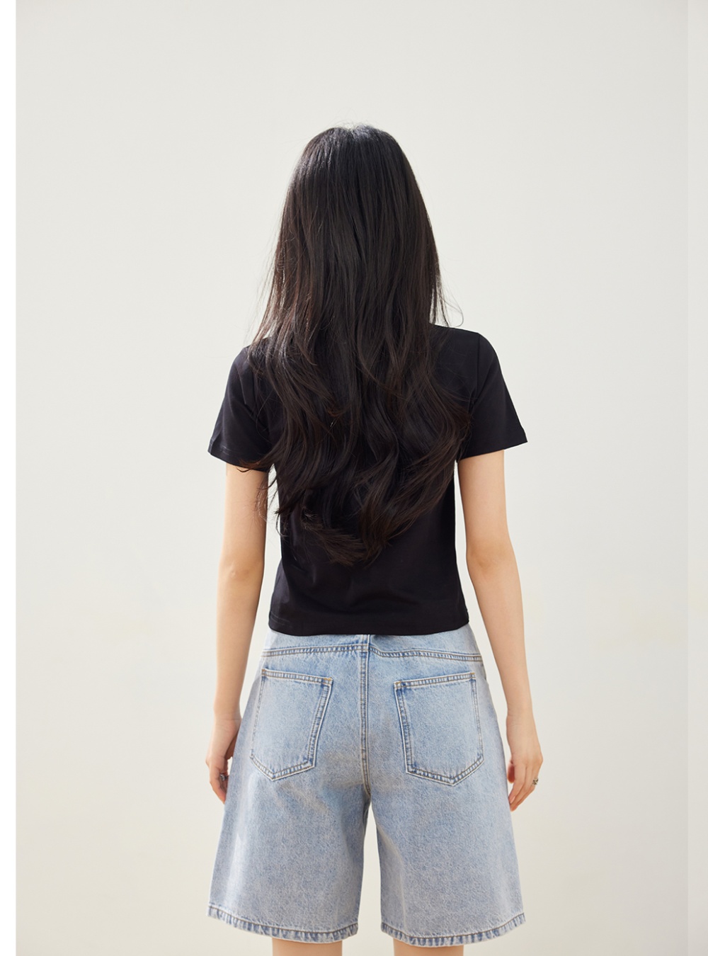 Printing round neck summer T-shirt black letters tops