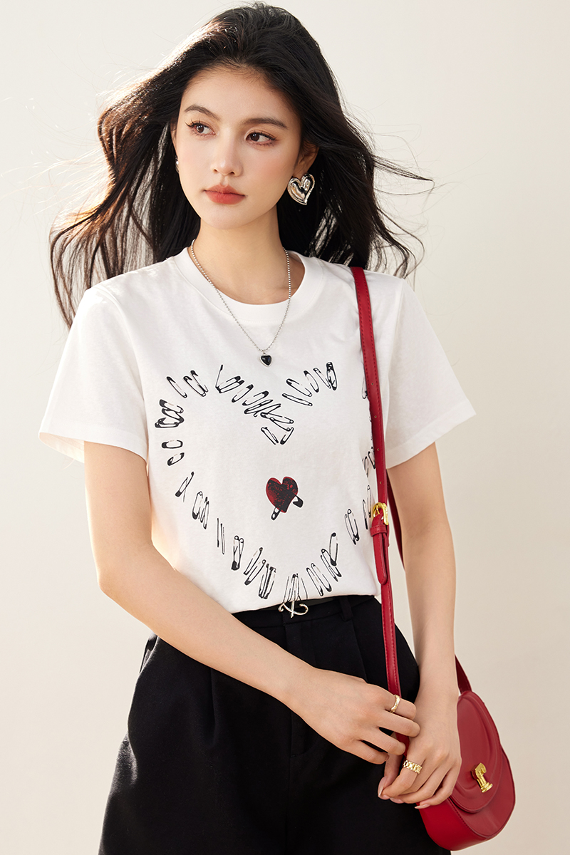 Thin pin slim Casual light niche heart T-shirt