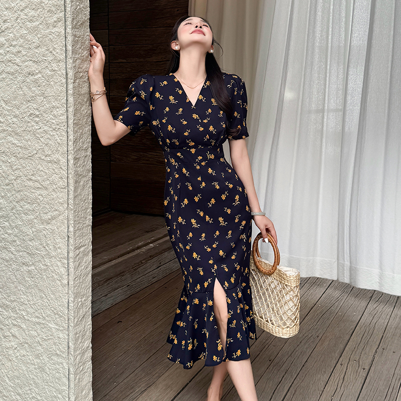 Floral split temperament commuting summer lady dress