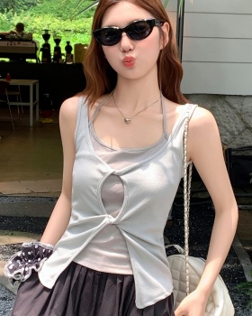 Wears outside summer small shirt spicegirl vest for women