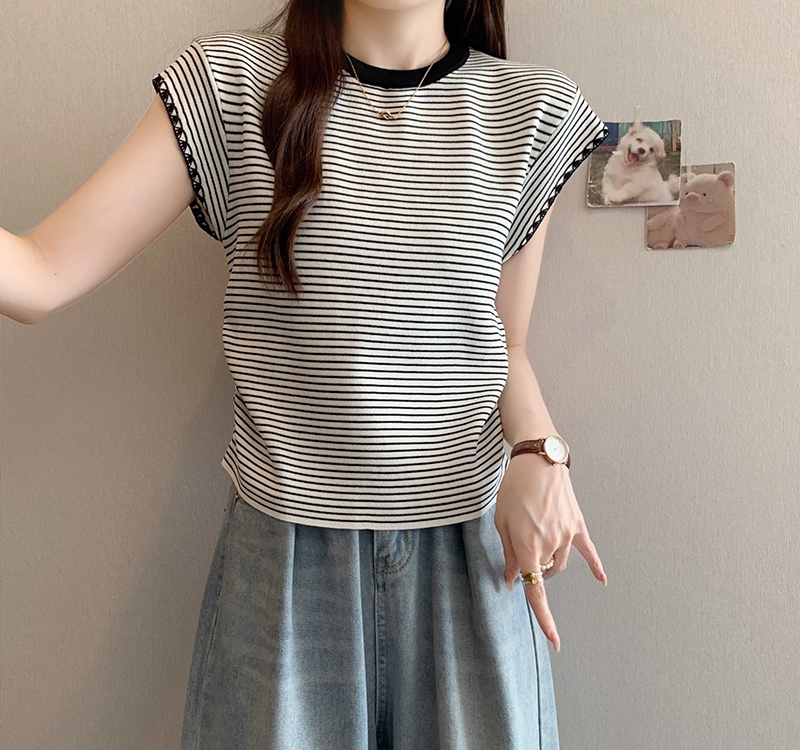 Short sleeve boats sleeve tops show young stripe T-shirt