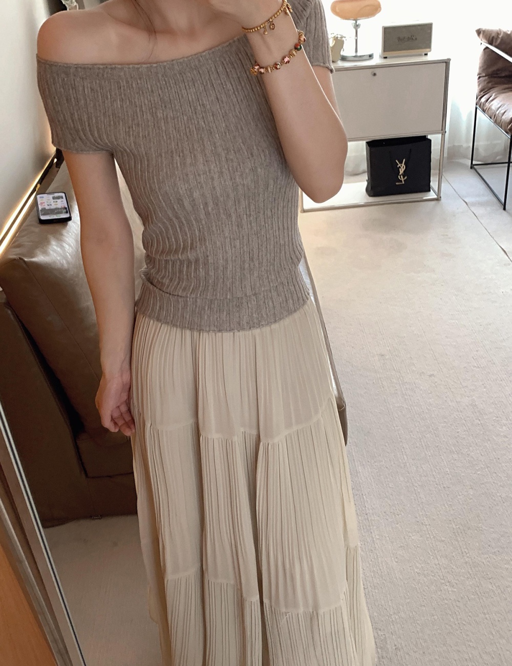 Flat shoulder A-line T-shirt tender skirt a set for women