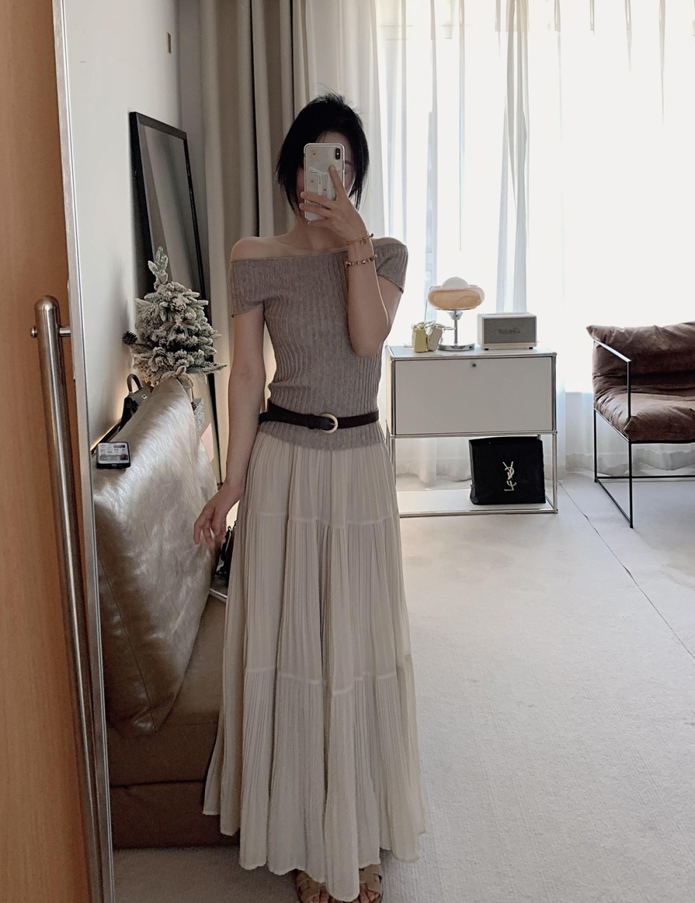 Flat shoulder A-line T-shirt tender skirt a set for women