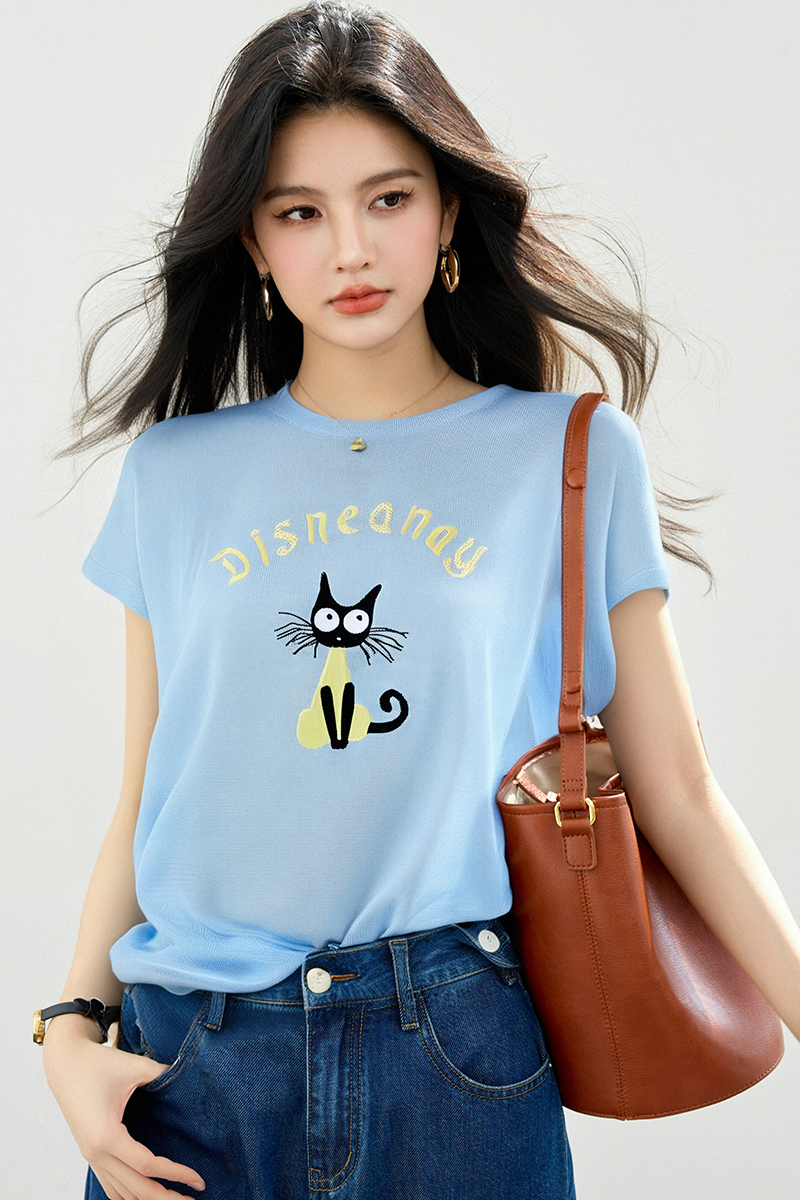 Show young Western style niche cartoon T-shirt for women