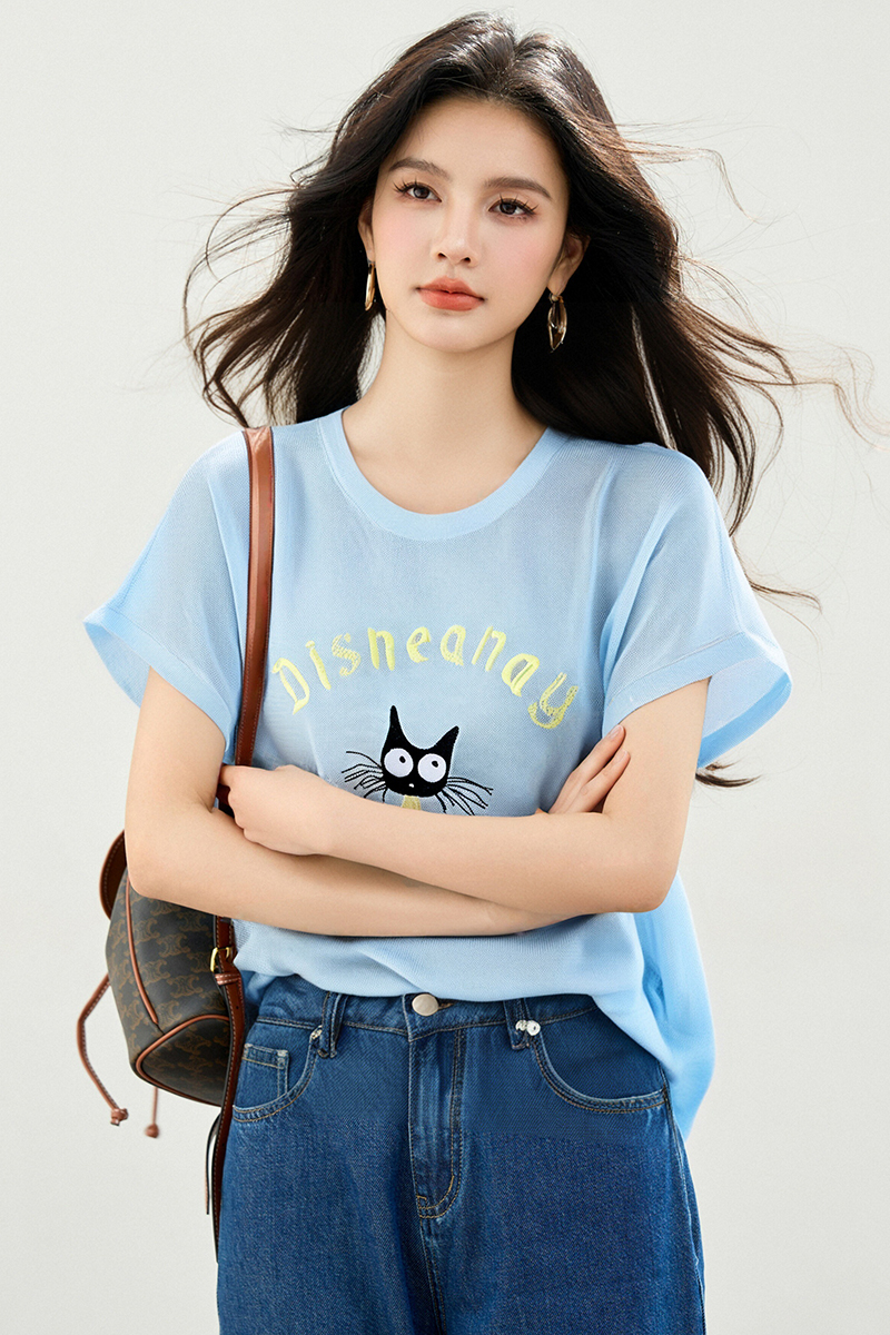 Show young Western style niche cartoon T-shirt for women