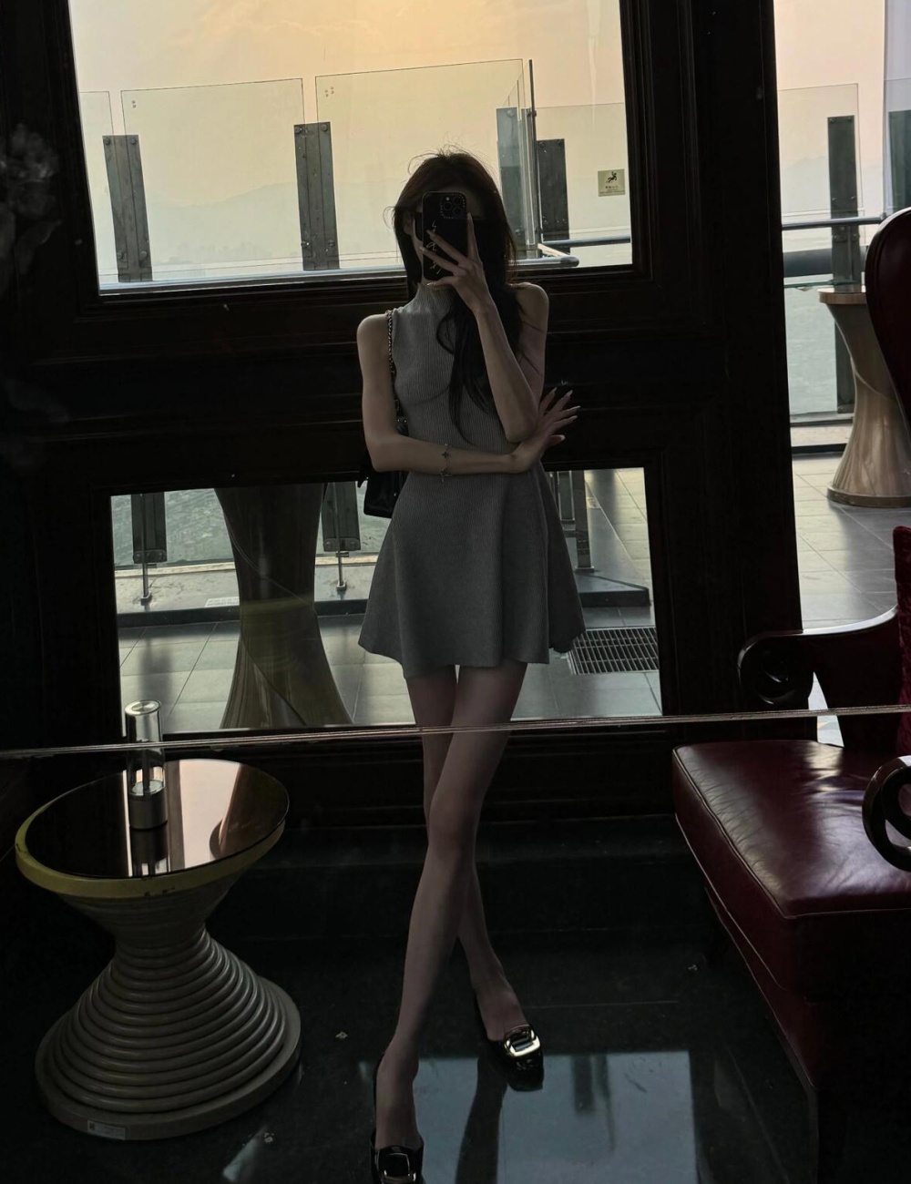 Knitted sleeveless summer slim dress