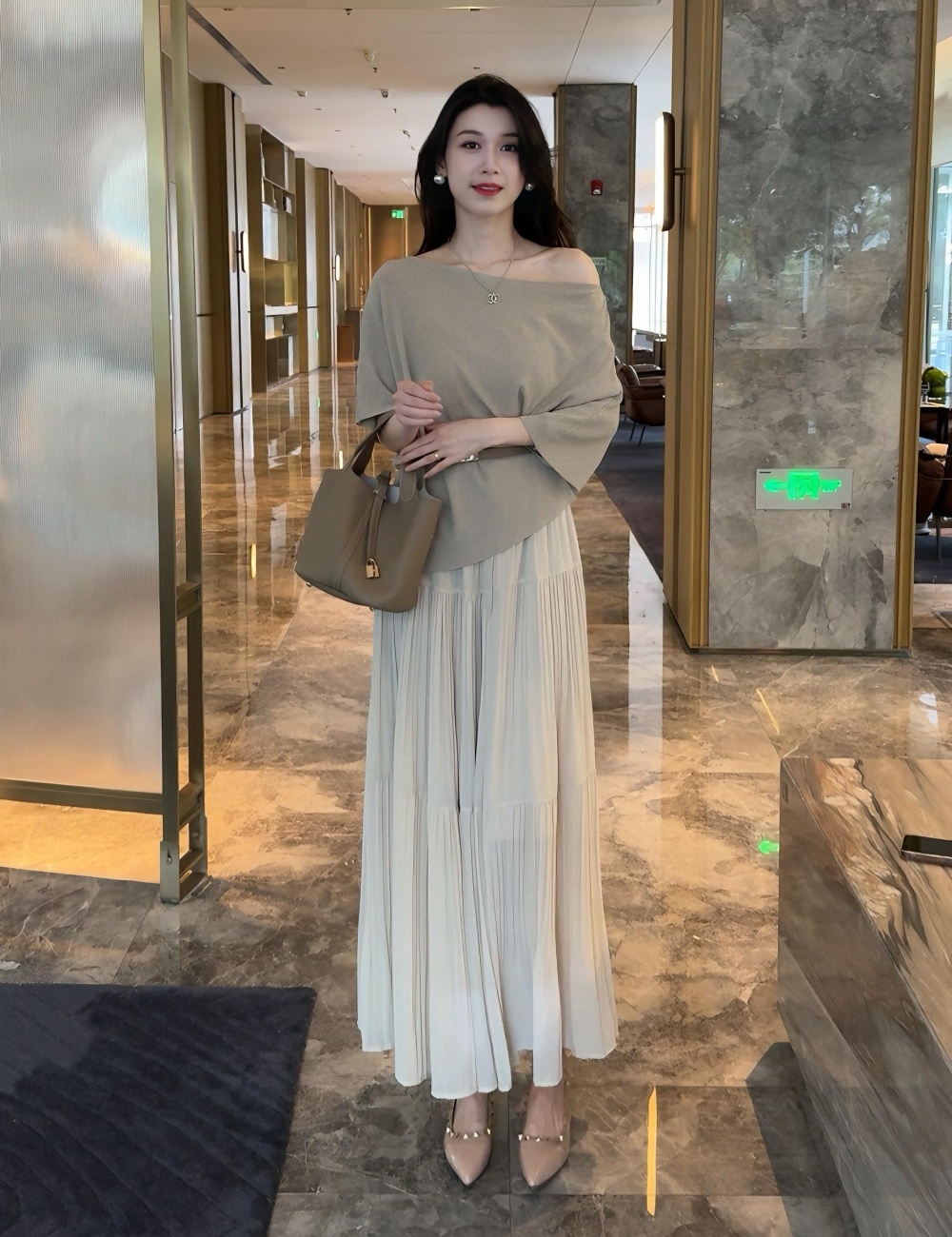 Temperament tender tops commuting skirt 2pcs set for women