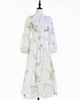 Embroidery V-neck long dress lady vacation dress
