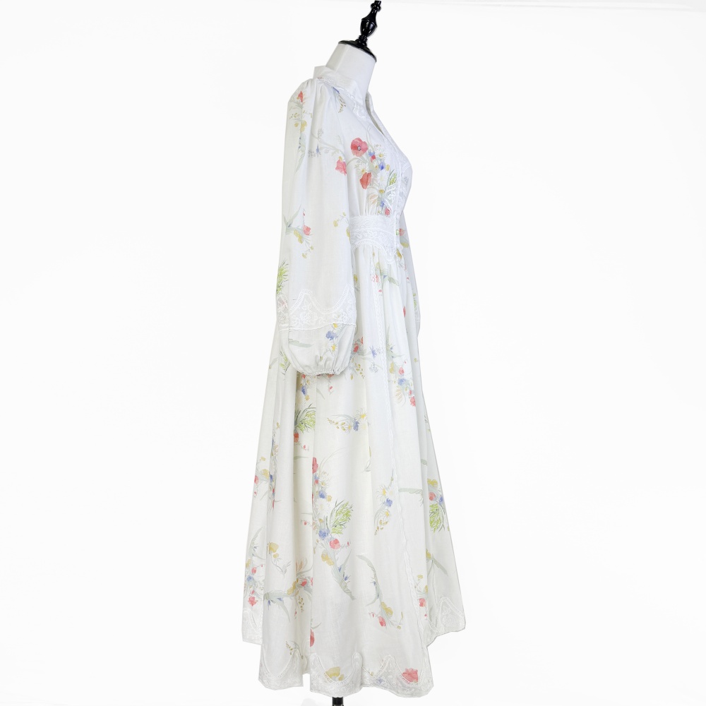 Embroidery V-neck long dress lady vacation dress