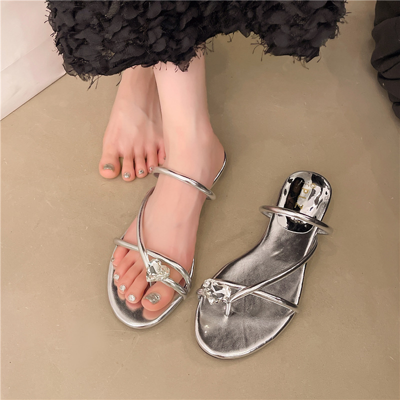 Wears outside France style sandals silver slippers