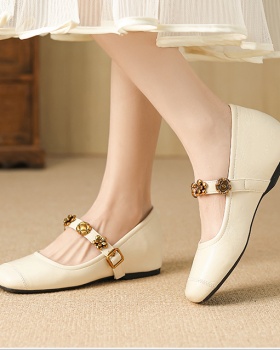 Low pointed retro thick spring France style shoes