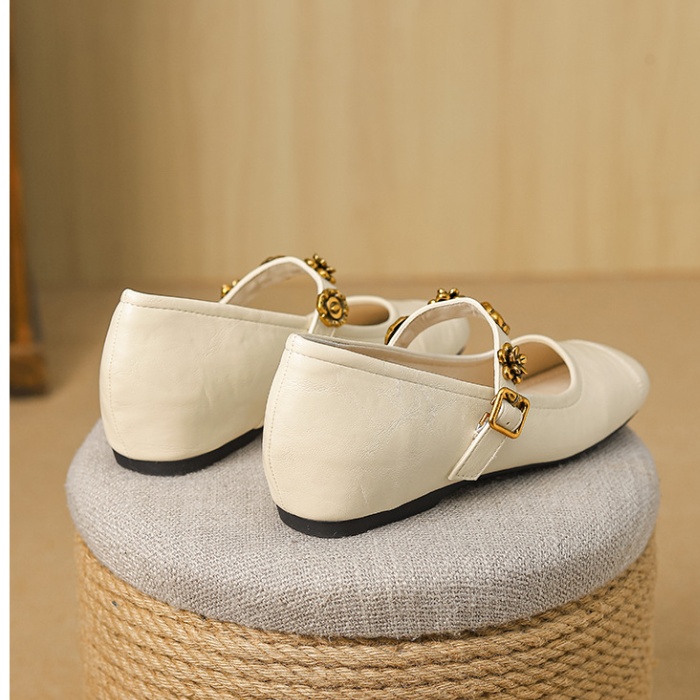 Low pointed retro thick spring France style shoes