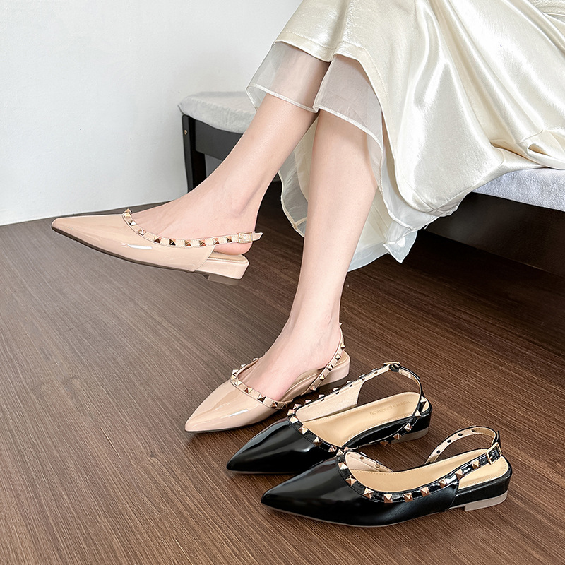 Thick France style sandals nude color rivet shoes for women