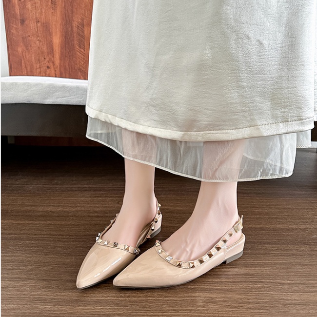 Thick France style sandals nude color rivet shoes for women