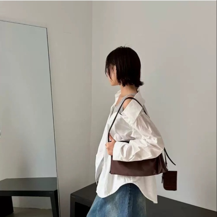 Pseudo-two irregular loose shirt for women