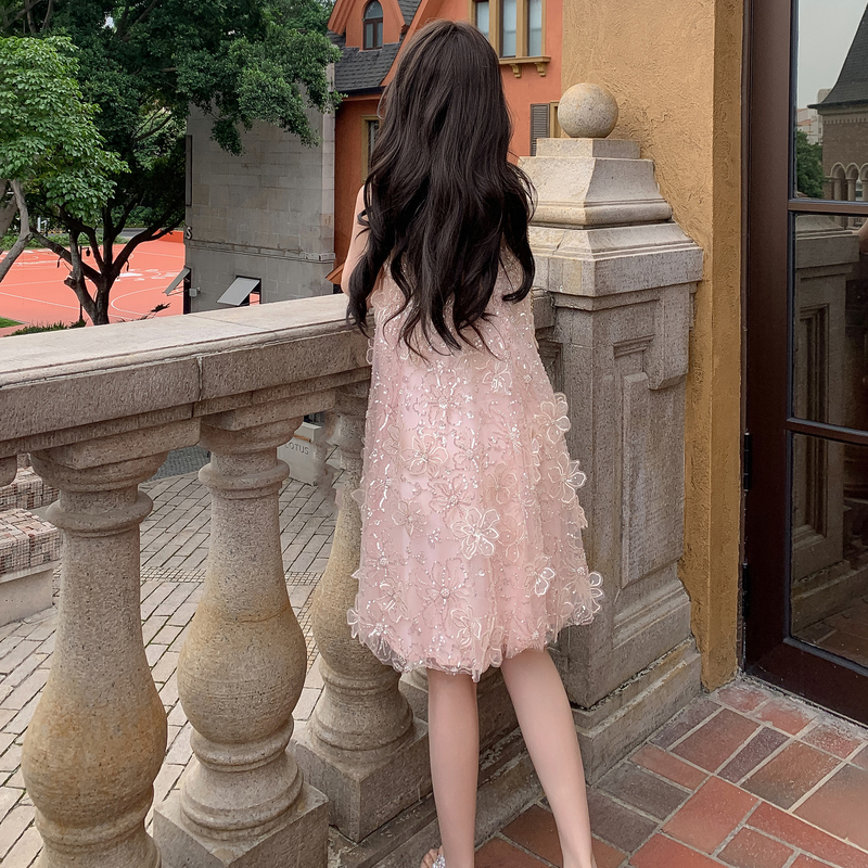 Gauze ladies flowers embroidery light luxury sling dress
