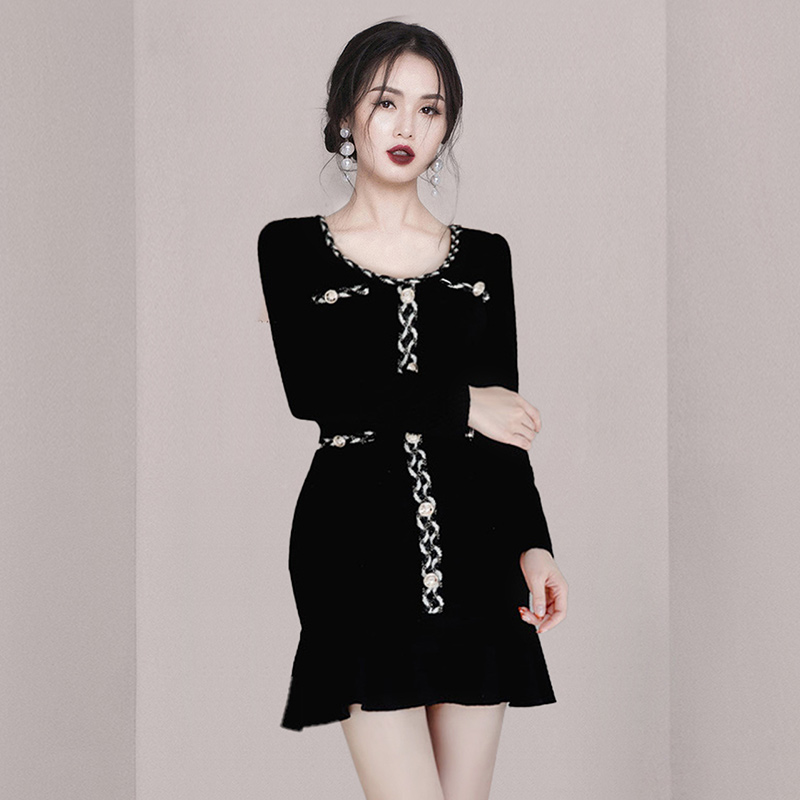 V-neck pinched waist chanelstyle slim skirt hem dress