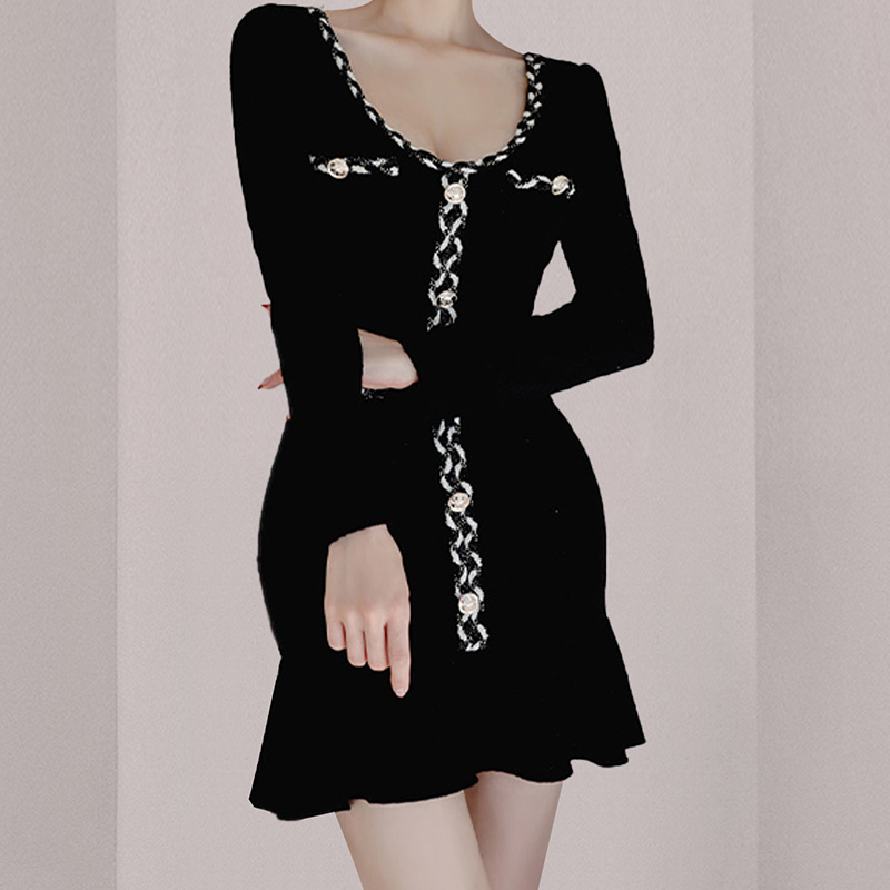 V-neck pinched waist chanelstyle slim skirt hem dress
