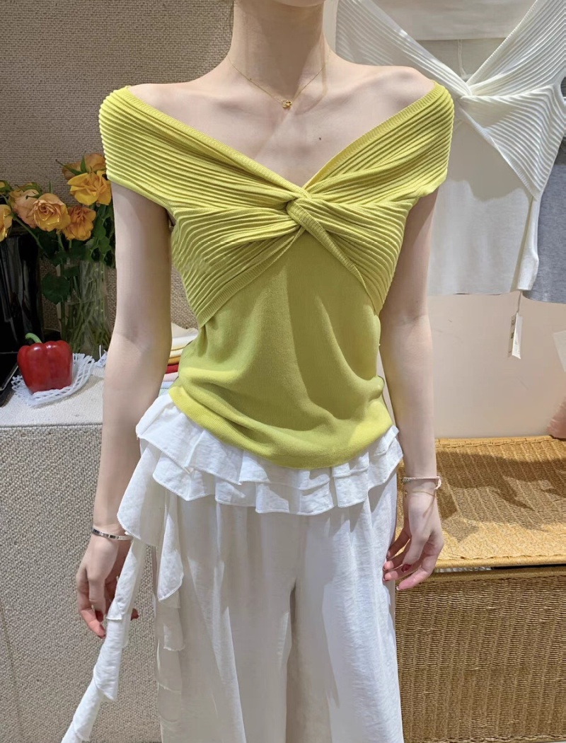 Niche summer Korean style T-shirt knitted slim sweater
