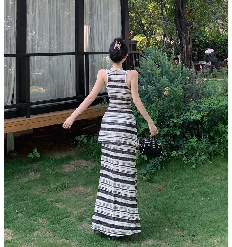 Stripe long sleeveless dress slim dress for women