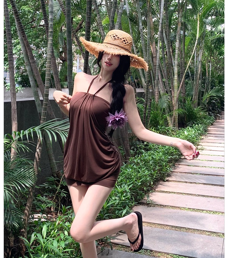 Drape package hip T-back pinched waist halter dress for women