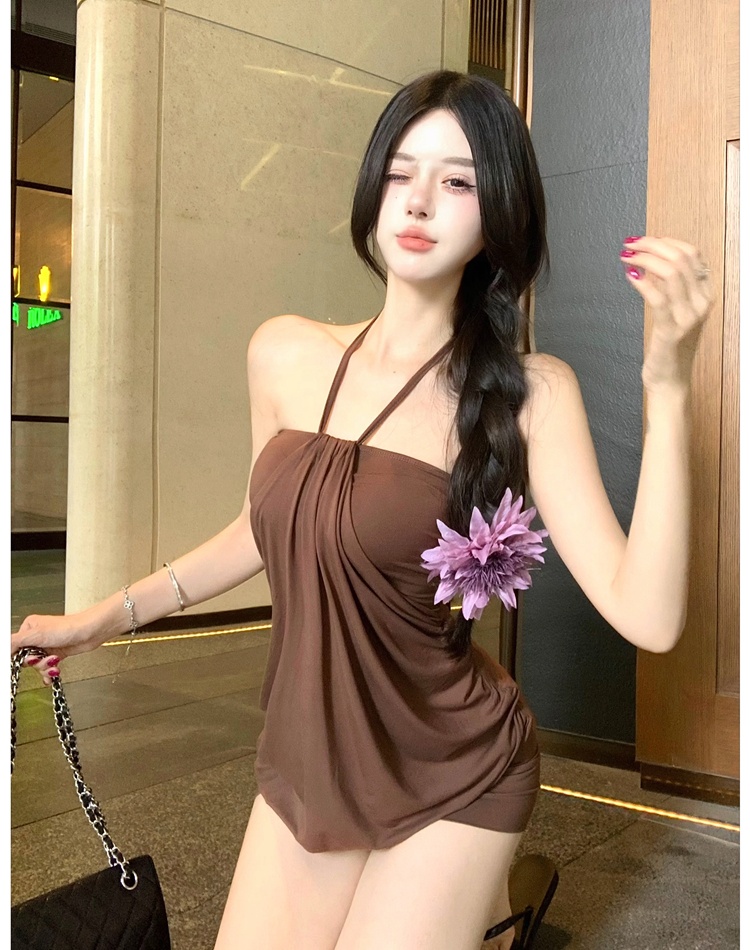 Drape package hip T-back pinched waist halter dress for women