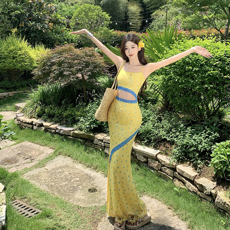 Slim temperament summer yellow splice vacation strap dress
