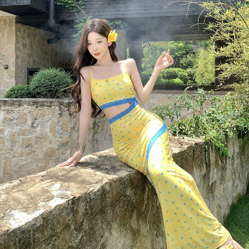 Slim temperament summer yellow splice vacation strap dress