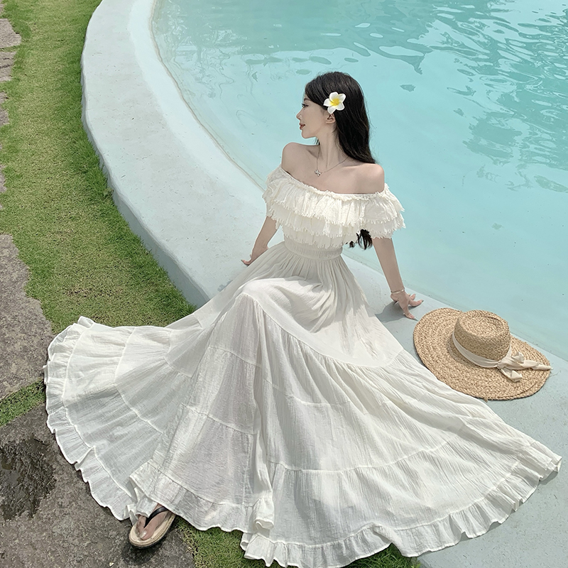 France style tender vacation national style dress