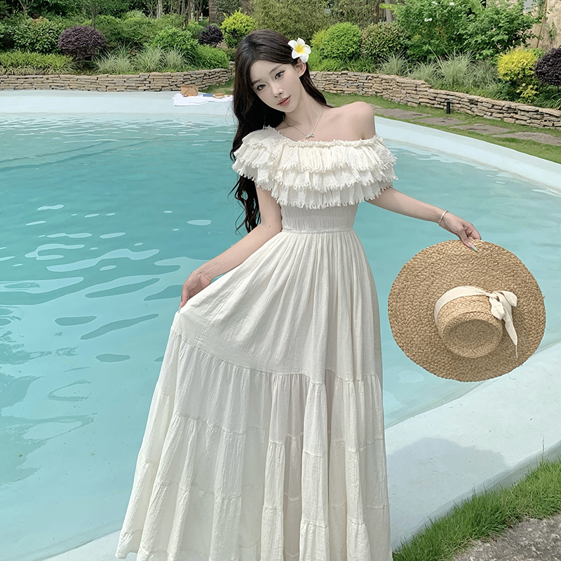France style tender vacation national style dress