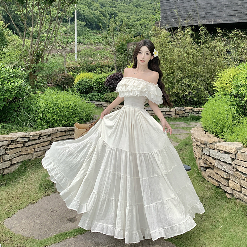 France style tender vacation national style dress