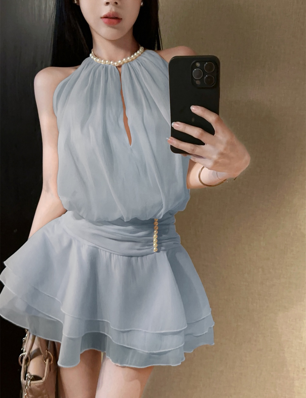 Halter thick and disorderly pearl France style dress