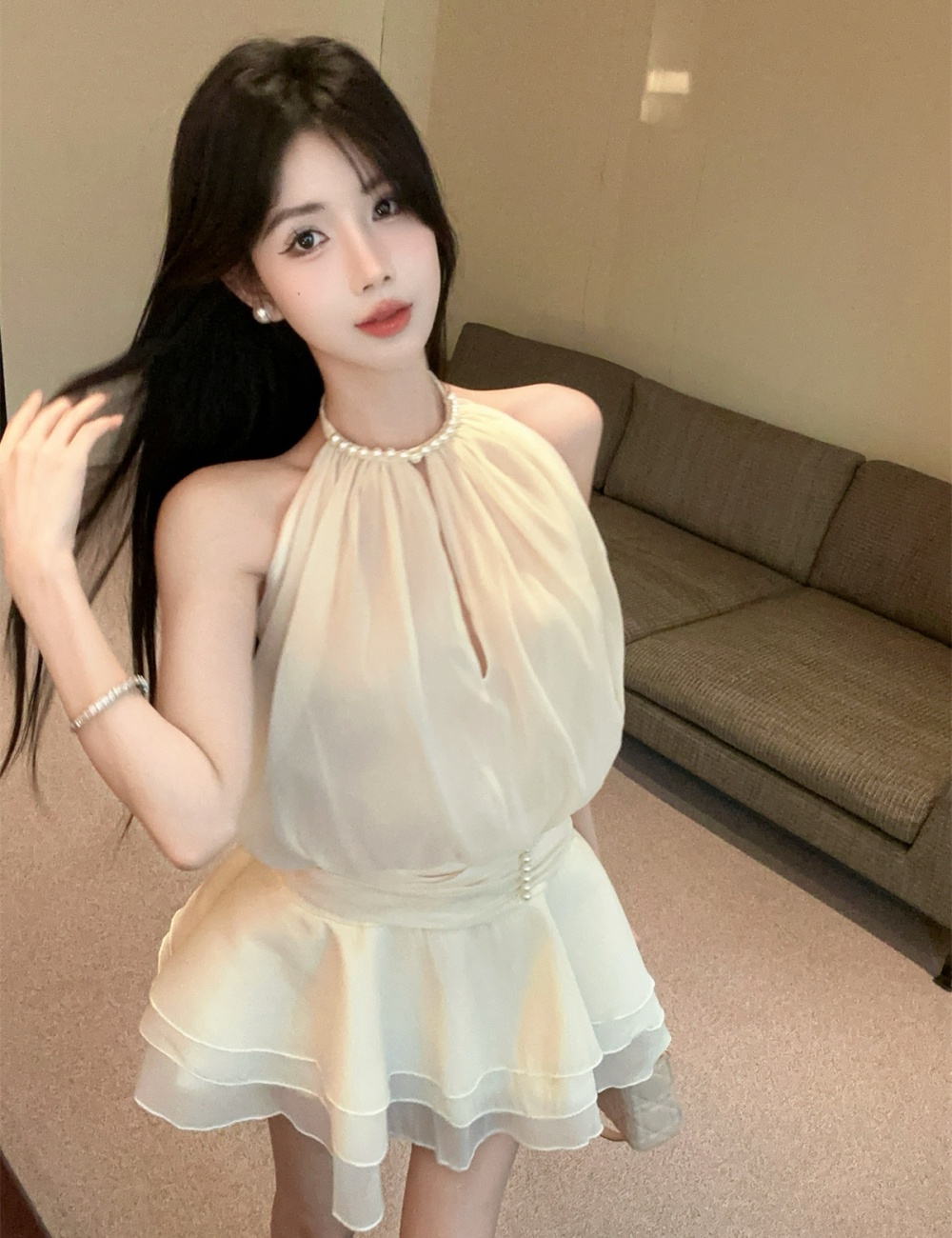 Halter thick and disorderly pearl France style dress