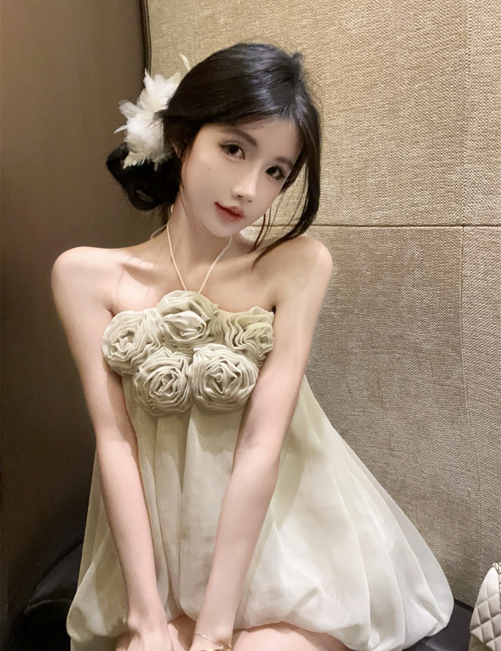 Stereoscopic flowers gauze halter enticement bud tops