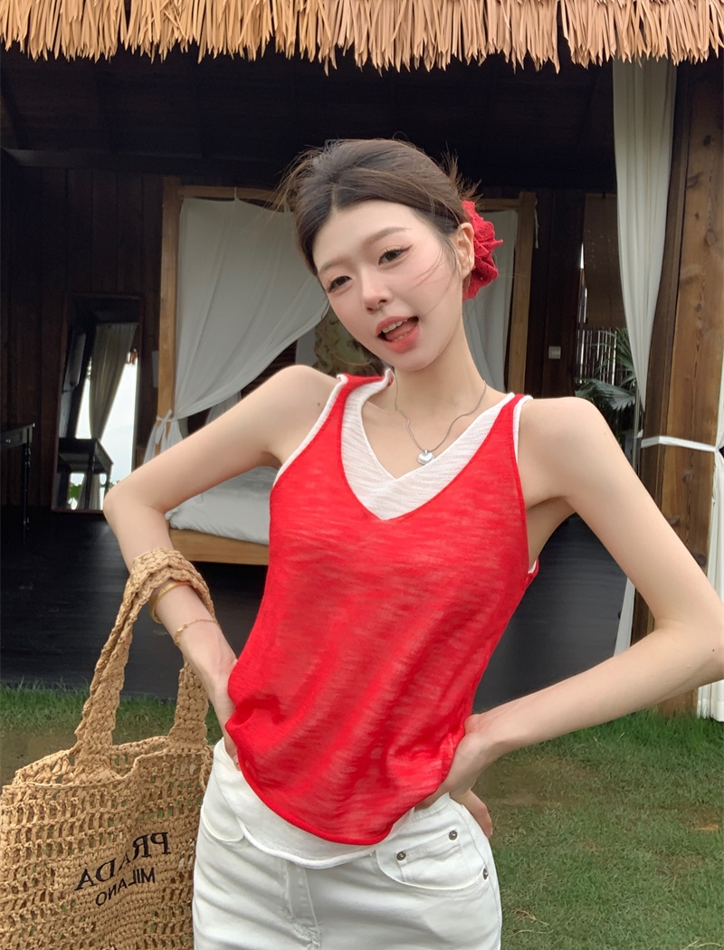 Thin sleeveless sling mixed colors Pseudo-two splice vest