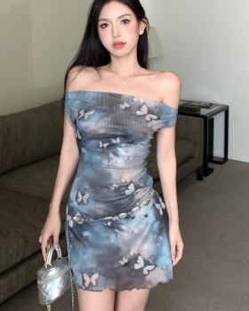 Slim pinched waist T-back halter flat shoulder dress