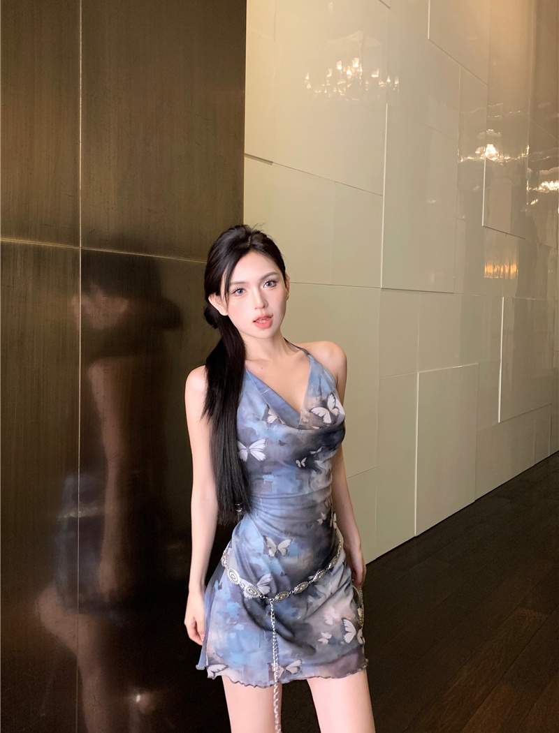 Slim pinched waist T-back halter flat shoulder dress