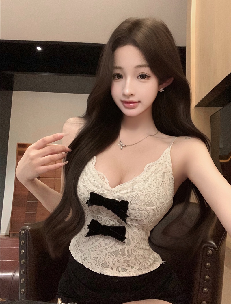 Slim sling enticement with chest pad lace vest
