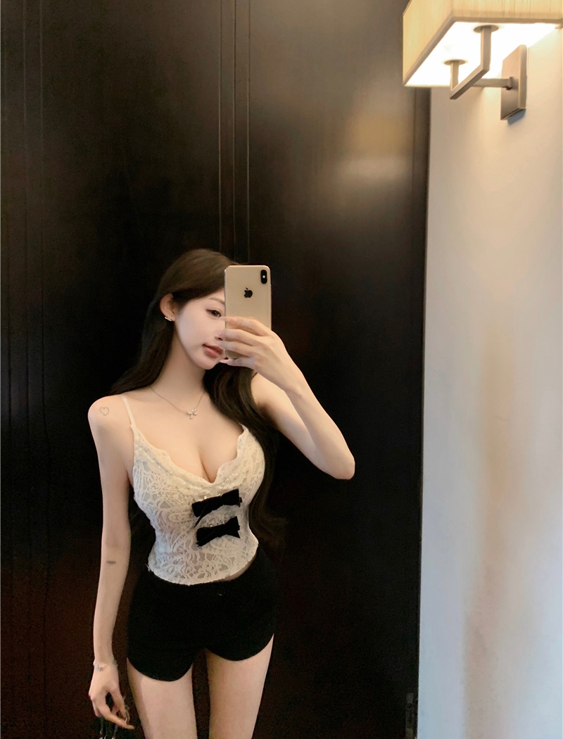 Slim sling enticement with chest pad lace vest