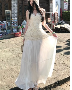 Lady hollow crimp long skirt white travel skirt a set