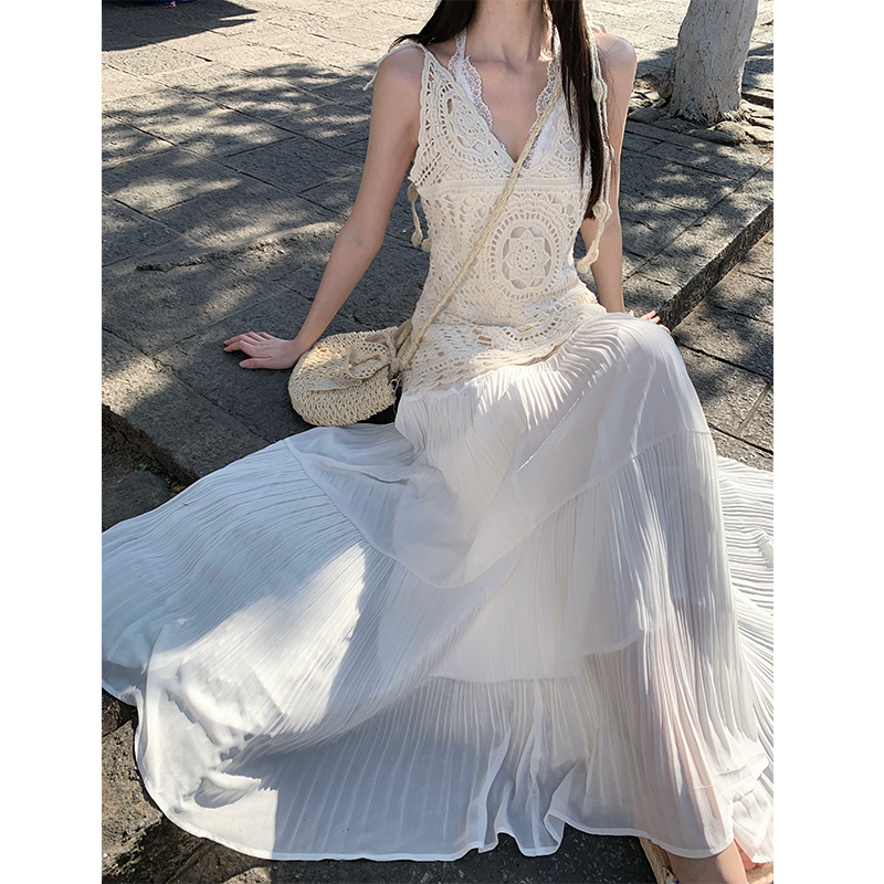Lady hollow crimp long skirt white travel skirt a set