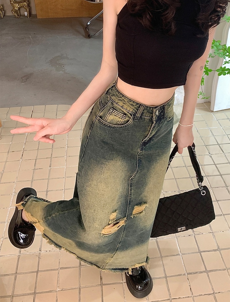 Big skirt burr holes denim skirt