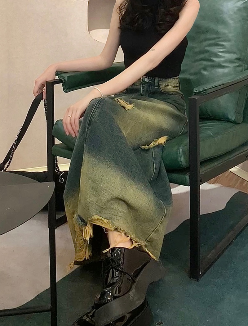 Big skirt burr holes denim skirt