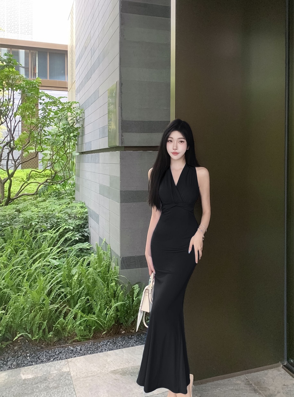 Package hip V-neck dress pinched waist slim long dress