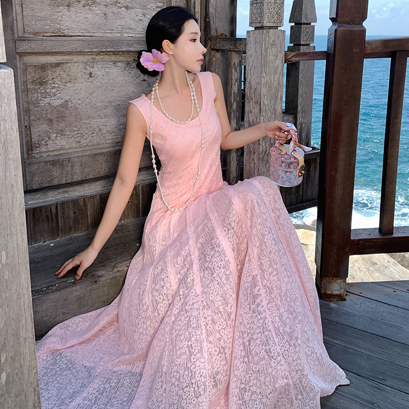 Long lace pink dress