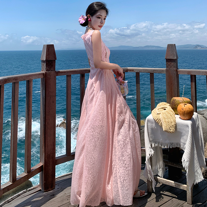 Long lace pink dress