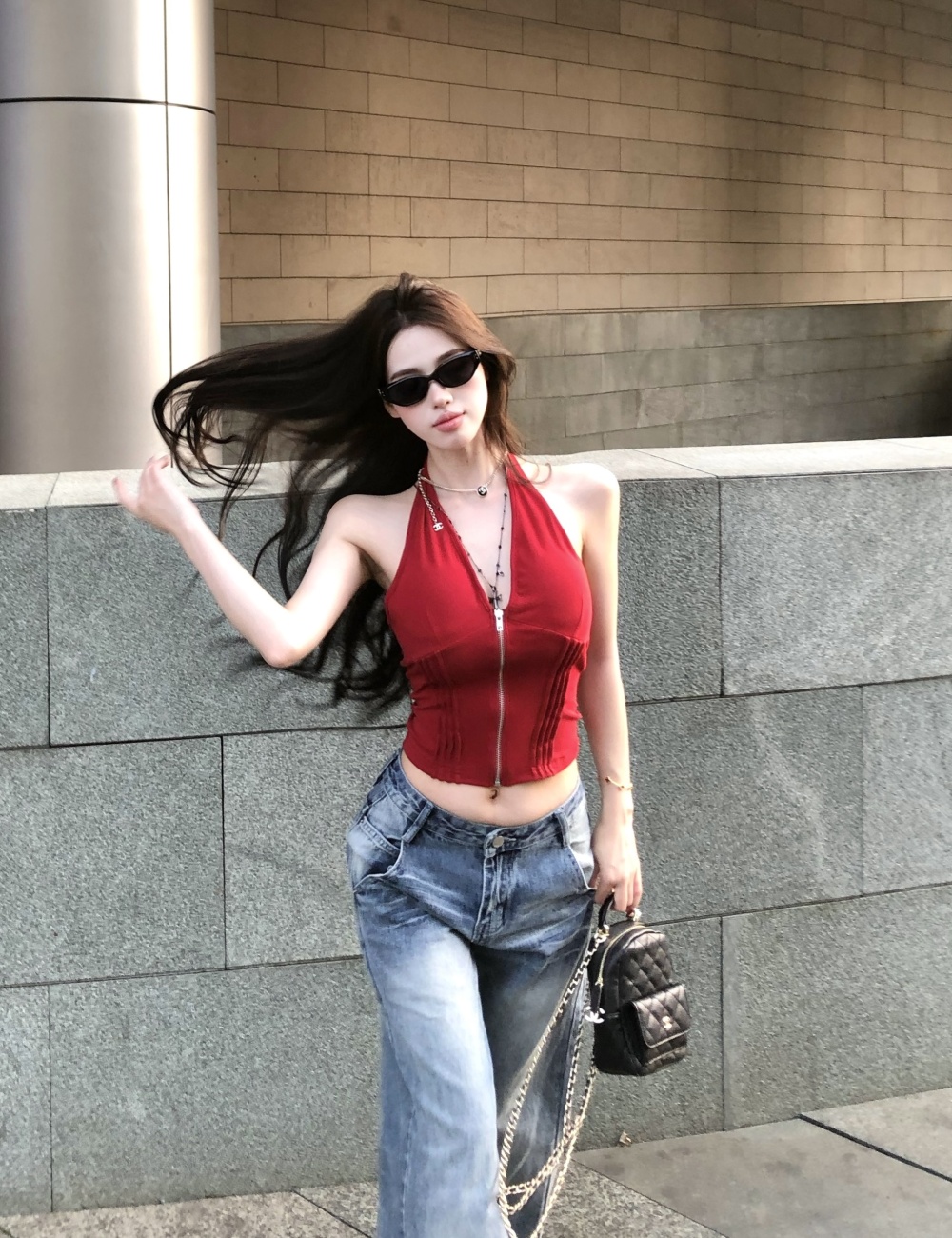 With chest pad halter vest pinched waist tops for women
