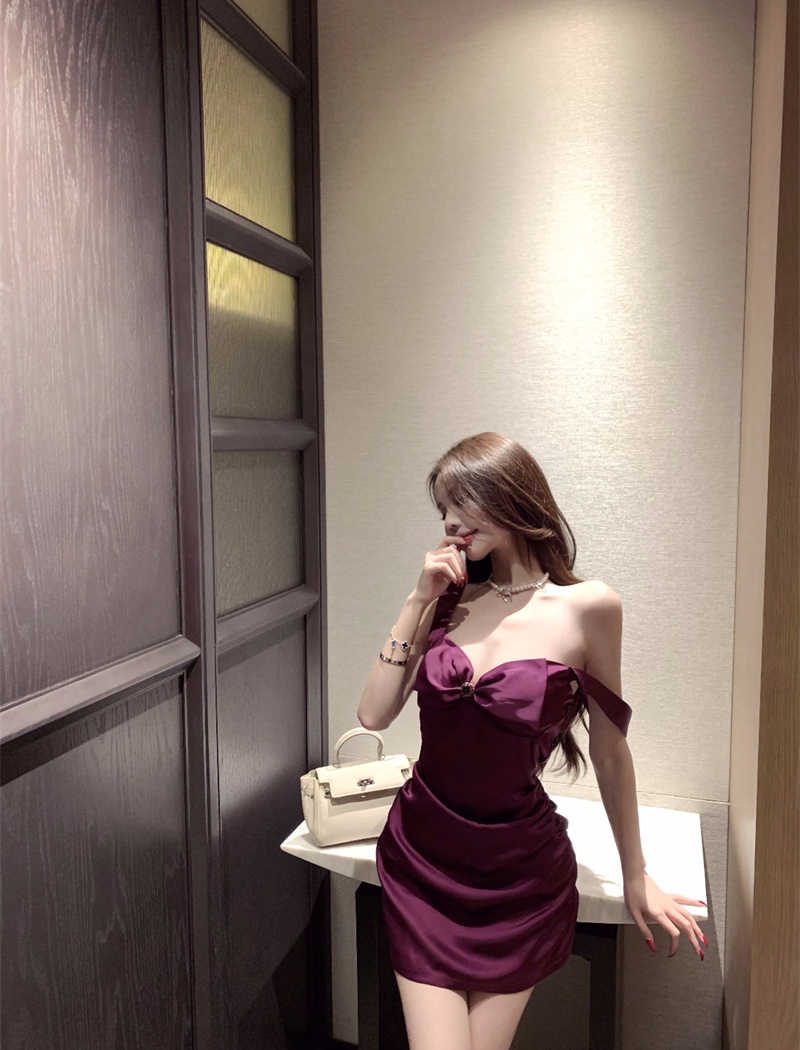 Satin enticement dress purple package hip strap dress